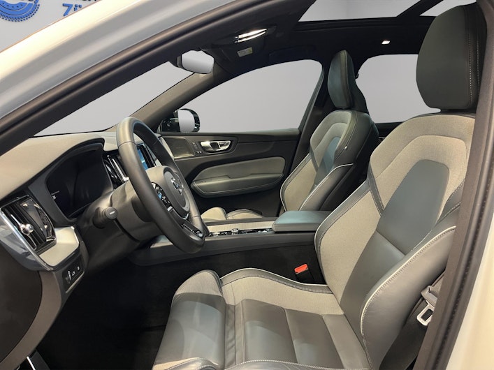 Vehicle image VOLVO XC60