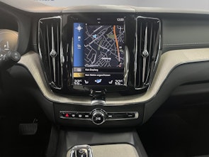 Vehicle image VOLVO XC60 2.0 T8 TE Inscription eAWD