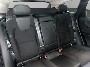 Vehicle image VOLVO XC60 2.0 T6 TE R-Design Expre. eAWD