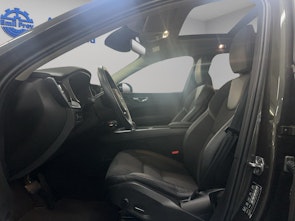 Vehicle image VOLVO XC60 2.0 T6 TE R-Design Expre. eAWD