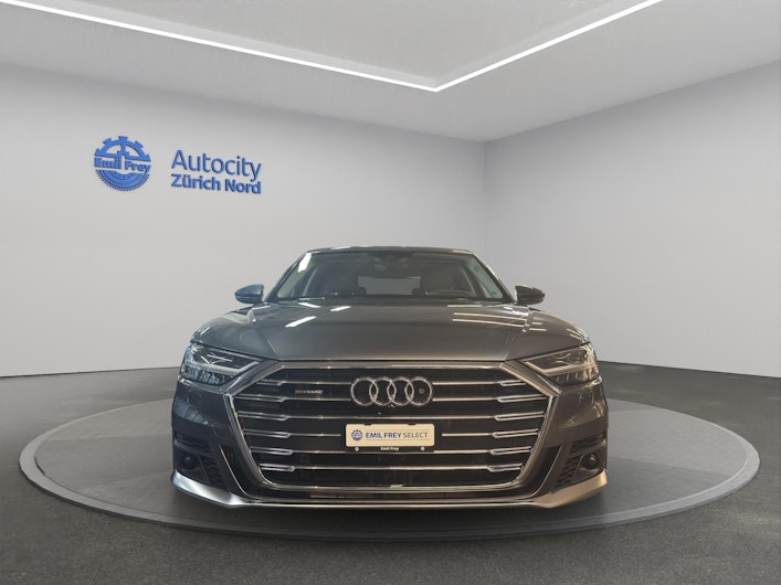 Vehicle image AUDI A8