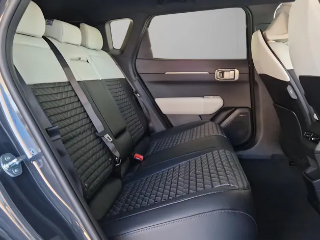 Kia EV4 81 kWh GT-Line / veganes Leder-Interieur / Wärmepumpe / 7-Jahre CH Herstellergarantie / Leasing ab 0.00% 24 Mte.