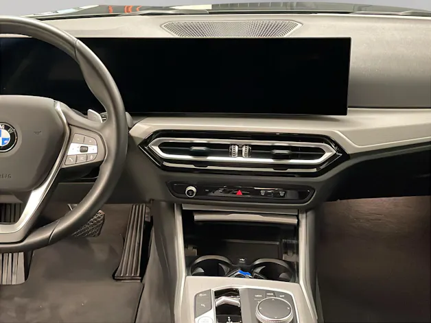 BMW 320d xDrive 48V Touring