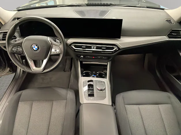 BMW 320d xDrive 48V Touring