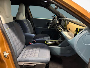 Fahrzeugbild FIAT Grande Panda 1.2 Hybrid La Prima