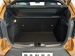 https://vehicle.imgix.net/4098252/53162f5f-1d4c-464c-9b9b-15b4055fa242.jpg