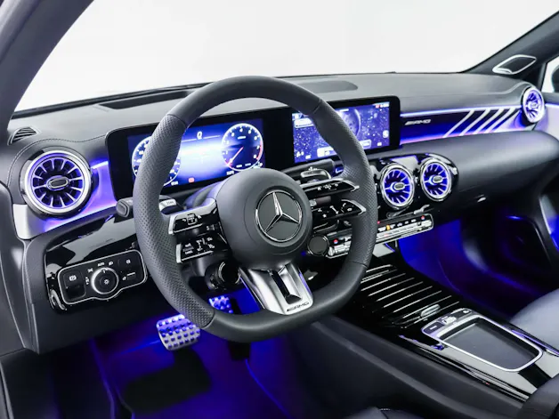 Mercedes-Benz A 35 AMG 4MATIC