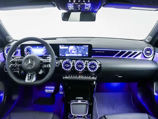 Mercedes-Benz A 35 AMG 4MATIC