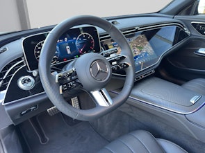 Vehicle image MERCEDES-BENZ E 220 d AMG Line 4matic Kombi