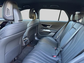 Vehicle image MERCEDES-BENZ E 220 d AMG Line 4matic Kombi