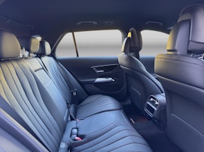 Vehicle image MERCEDES-BENZ E 220 d AMG Line 4matic Kombi