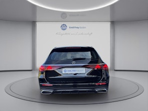 Vehicle image MERCEDES-BENZ E 220 d AMG Line 4matic Kombi