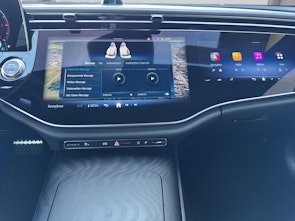 Vehicle image MERCEDES-BENZ E 220 d AMG Line 4matic Kombi