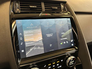 image du véhicule JAGUAR E-Pace 2.0 D I4 200 R-Dynamic S AWD