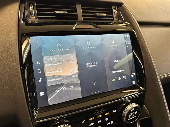 image du véhicule JAGUAR E-PACE