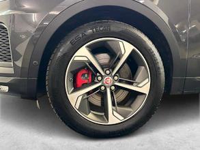 https://vehicle.imgix.net/4098325/5ef5199d-0055-4f55-8e54-def6ba3ef4b0.jpg