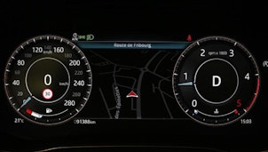 Vehicle image JAGUAR E-Pace 2.0 D I4 200 R-Dynamic S AWD