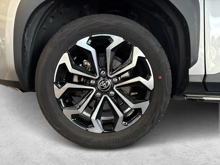 Fahrzeugbild TOYOTA YARIS CROSS