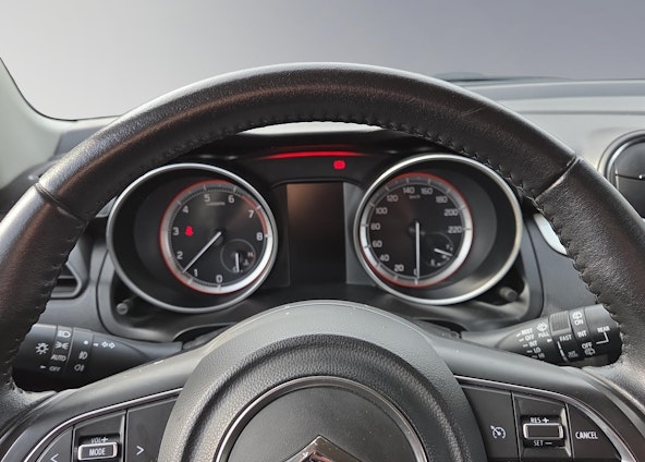 Vehicle image 10 Vehicle image 10