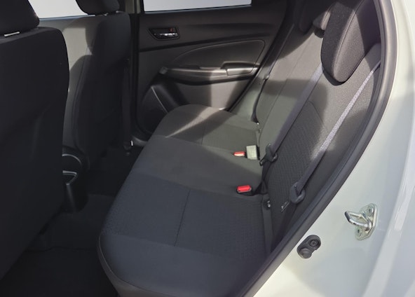 Vehicle image 14 Vehicle image 14