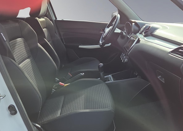 Vehicle image 15 Vehicle image 15