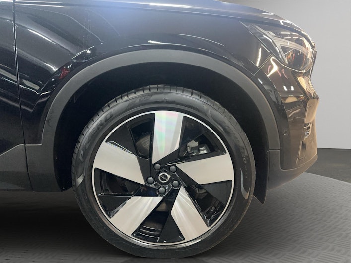 Vehicle image VOLVO XC40