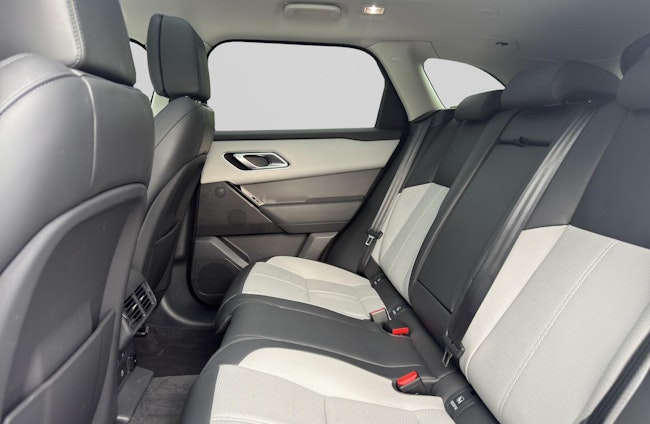 Vehicle image 10 Vehicle image 10