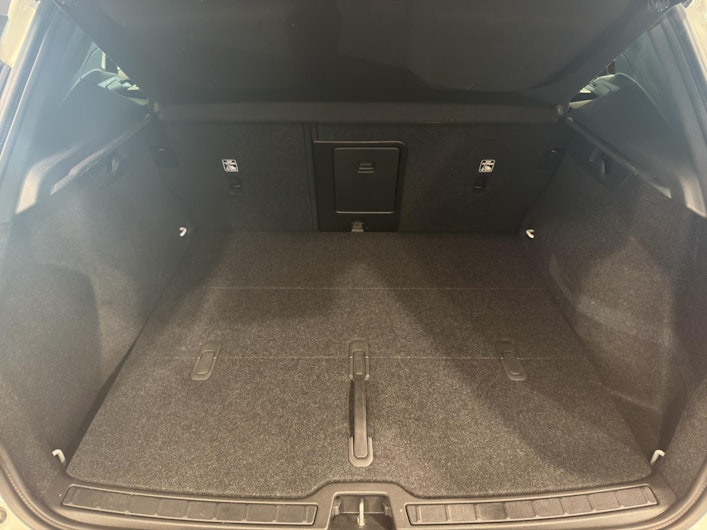 Vehicle image VOLVO XC40