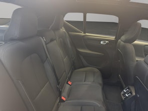 Vehicle image VOLVO XC40 E80 Twin Ultimate AWD