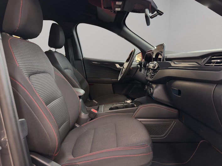 Vehicle image FORD KUGA