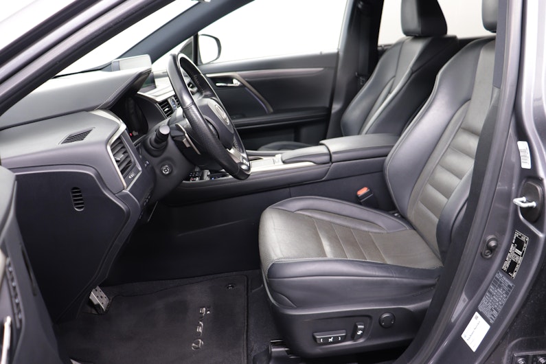 Vehicle image LEXUS RX