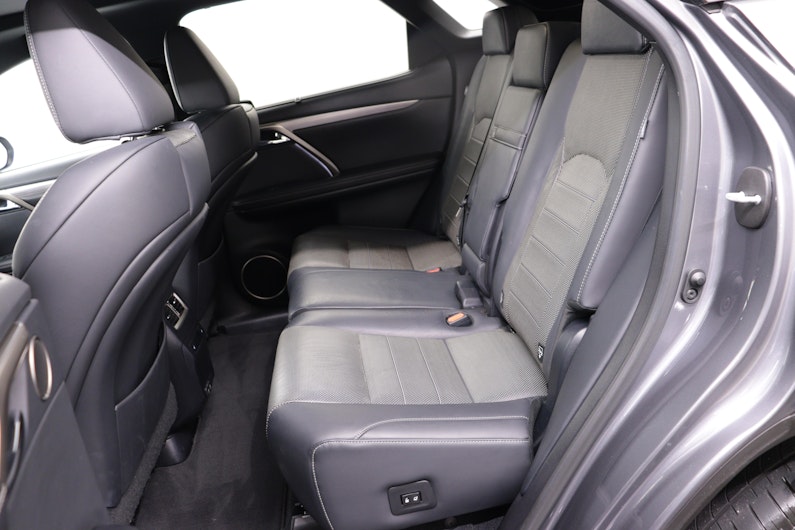 Vehicle image LEXUS RX