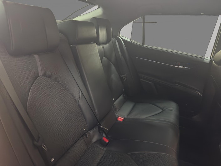 Vehicle image TOYOTA CAMRY