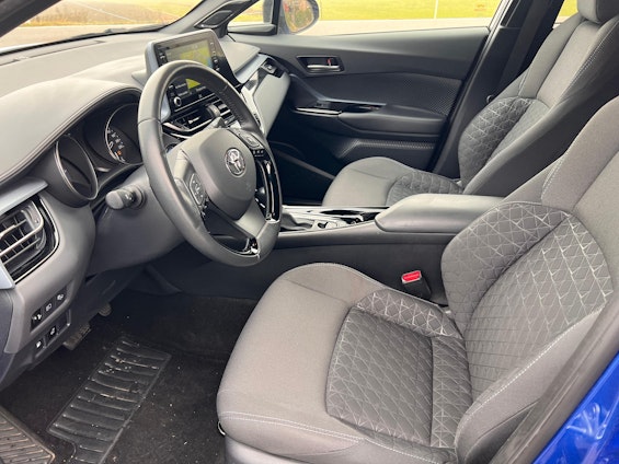 Vehicle image 7 Vehicle image 7