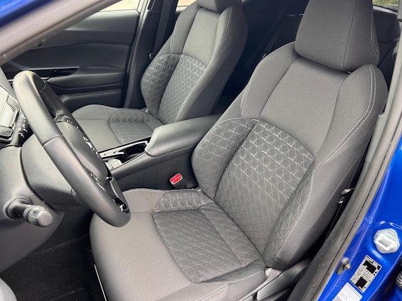 Vehicle image 8 Vehicle image 8