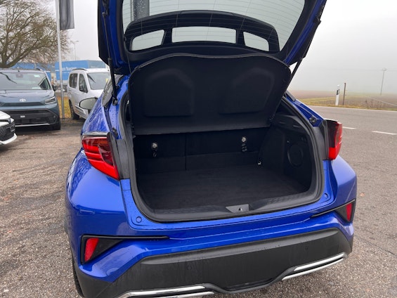 Vehicle image 10 Vehicle image 10