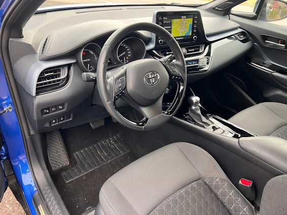 Vehicle image 6 Vehicle image 6