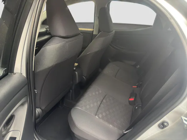 Toyota Yaris 1.5 VVT-i HSD Trend