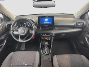 Toyota Yaris 1.5 VVT-i HSD Trend