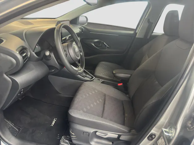 Toyota Yaris 1.5 VVT-i HSD Trend