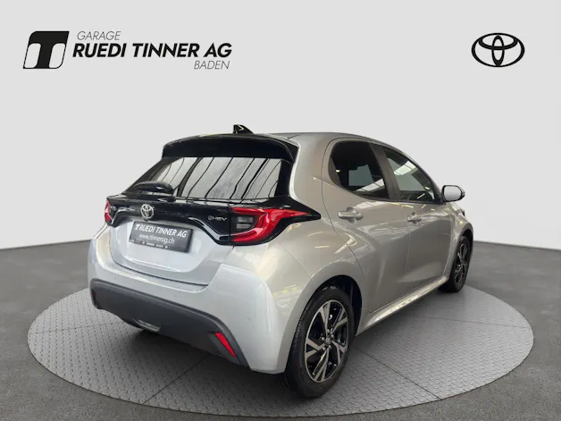Toyota Yaris 1.5 VVT-i HSD Trend