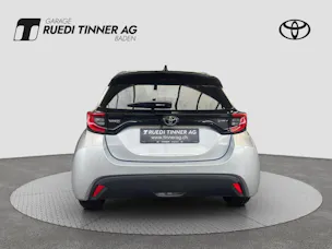 Toyota Yaris 1.5 VVT-i HSD Trend