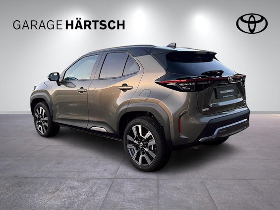 Vehicle image 3 Vehicle image 3