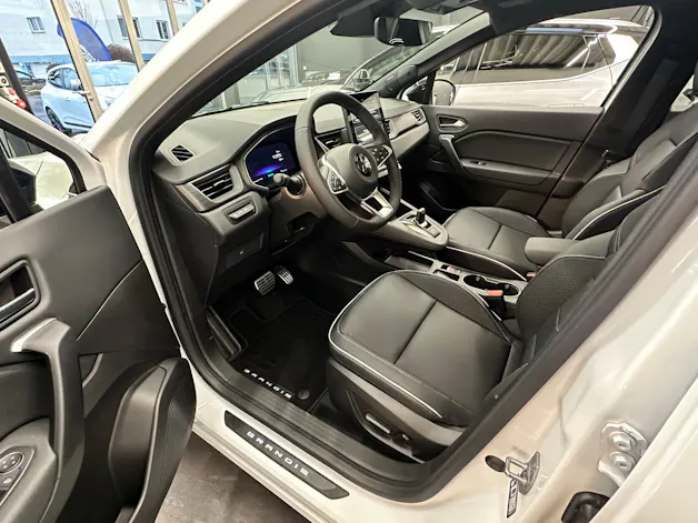 Mitsubishi Grandis 1.8 HEV Instyle