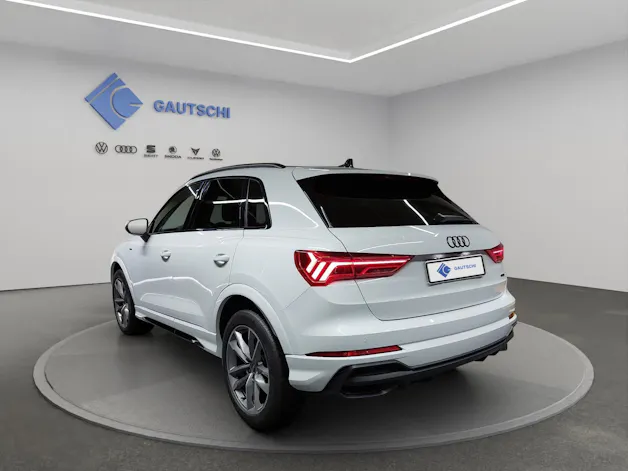 Audi Q3 35 TDI S line quattro S-tronic
