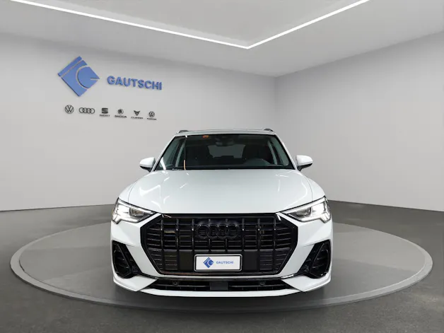 Audi Q3 35 TDI S line quattro S-tronic