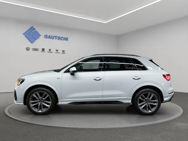 Audi Q3 35 TDI S line quattro S-tronic