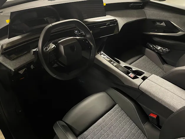 Peugeot 3008 145 e-DCS Allure Premium