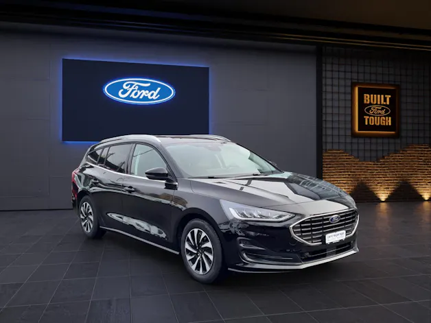 FORD Focus Kombi 1.0i EcoBoost Hybrid 155 PS Titanium X AUTOMAT