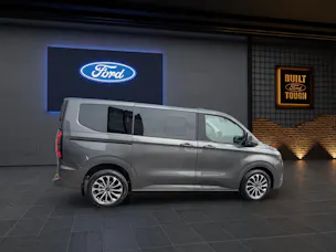 Ford Tourneo Custom Bus 320 L1 2.0 EcoBlue 170 PS Titanium X AUTOMAT 4x4